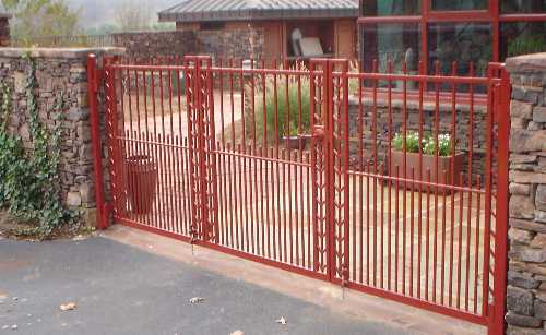 Triple Leaf Gate